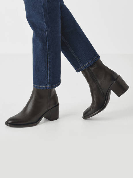 Heeled Boots In Leather Tamaris Brown accessoires 45 other view 1