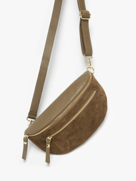 Belt Bag Milano Brown velvet caviar VC24111 other view 1