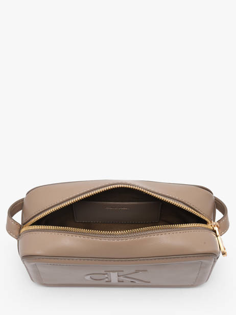 Sac Bandoulière Bold Monogram Calvin klein jeans Beige bold monogram 4F3220G vue secondaire 2